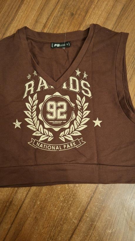 Vesta, voľný top, s