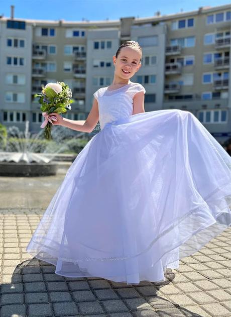 Dievčenské šaty biele na svadbu, alebo na 1. sv. p, 134