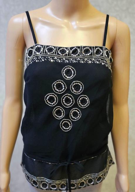 Top so striebornou aplikáciou, new look,38