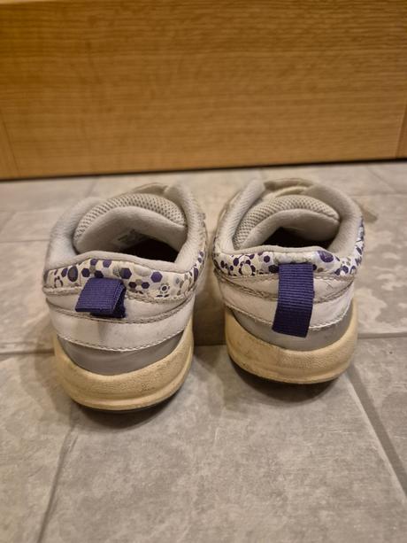 Biele tenisky nike pre dievča 27, nike,27