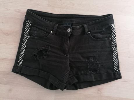 Rifľové kraťasy, 36