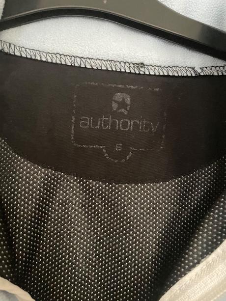 Prechodna bunda, authority,s