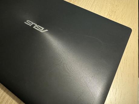 Predám notebook asus, asus