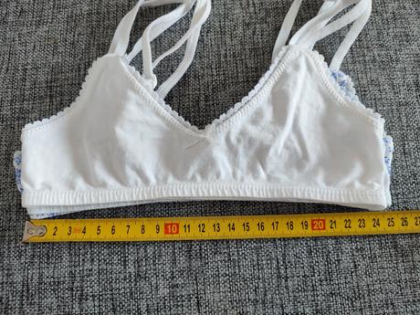 Podprsenky, zara,128