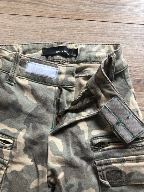 Maskacove nohavice vel 98/104 na moto, 104