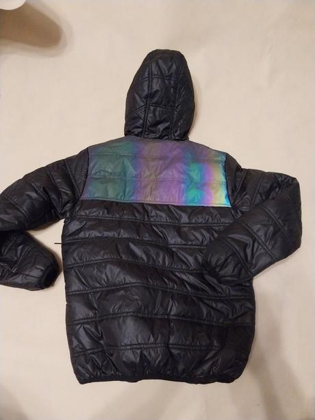 Bunda metalicka, 140