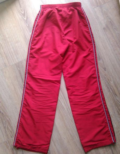 Športové nohavice, 164