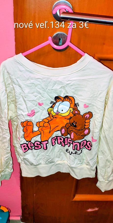 Nové mikiny 134, disney,134