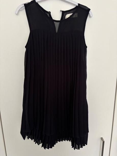 Plisovane saty 110, c&a,110