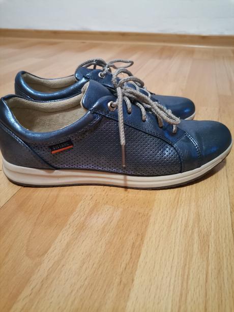 Športové topánky, 36