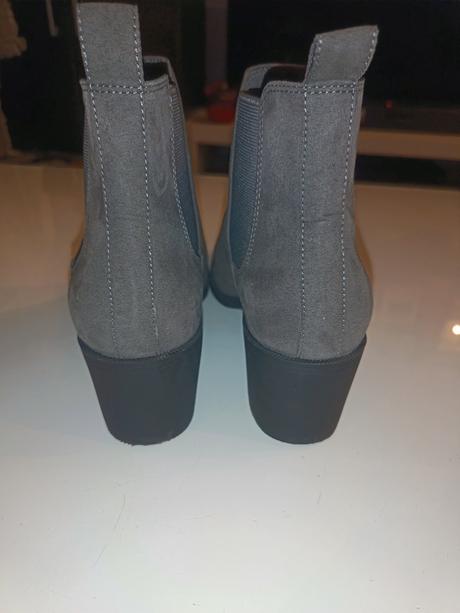 Šedé kotničky 39, graceland,39