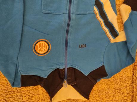 Predám chlapč. orig. inter milano mikinu veľ. 104, 104