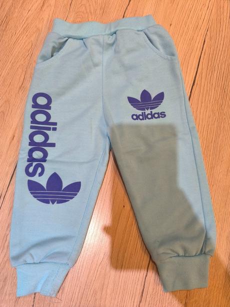 Tenšia tepláková súprava, 74