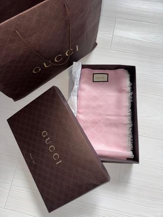 Gucci - hodvábny šál, 