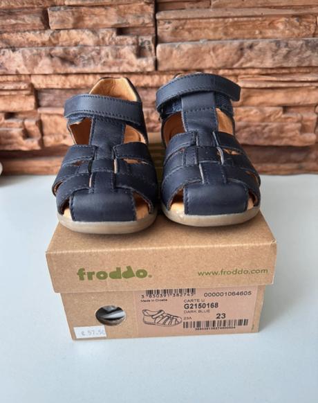 Detske sandálky, froddo,23