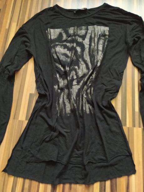 Tricko so striebornou aplikaciou, zara,s