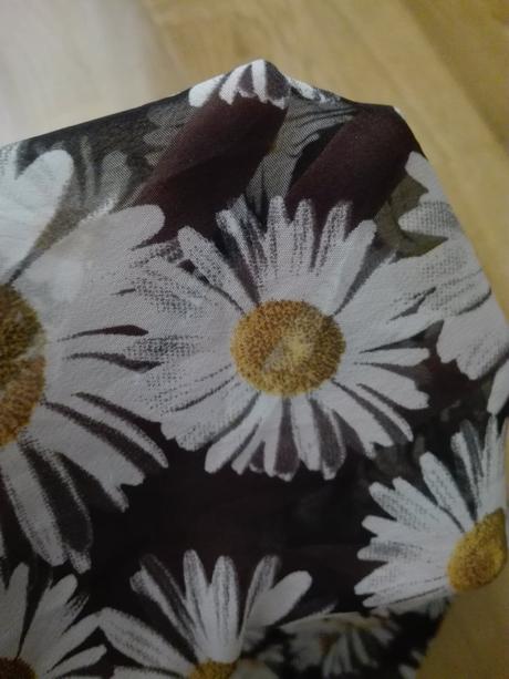 Kvetinkové tričko na ramienkach č. m, m