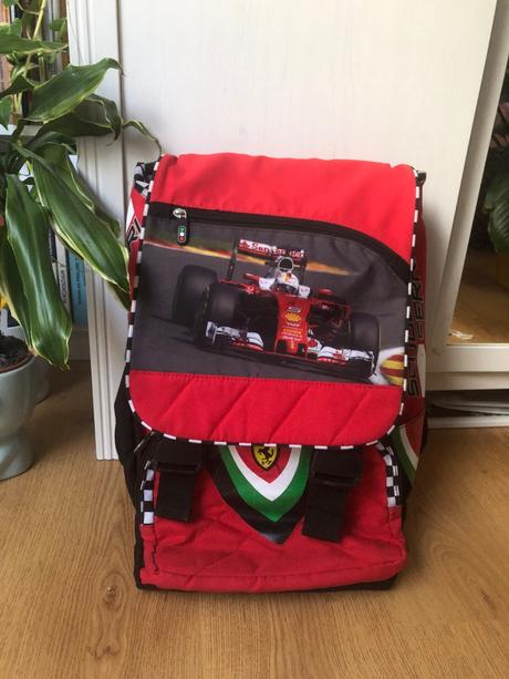 Chlapčenský batoh do školy ferrari/ školská taška, 