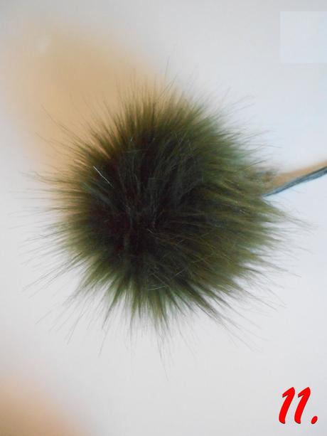 Brmbol olivovozelený, 