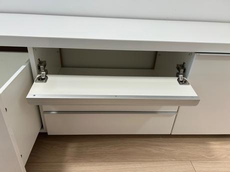 Komoda pod televizor ikea,
