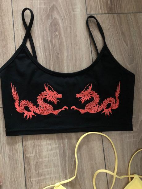 4 ks športových podprseniek, m