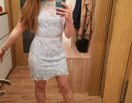 Čipkované šaty, s