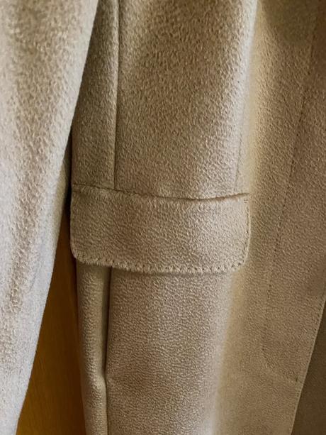 Elegantný vlnený kabát max mara č.42 a rukavice, 42