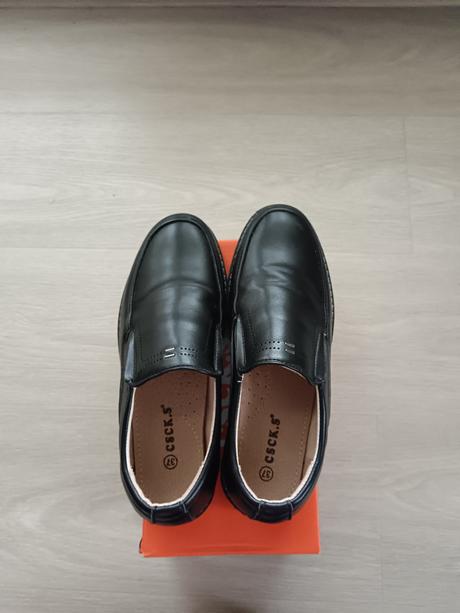 Spoločenské topánky, 37