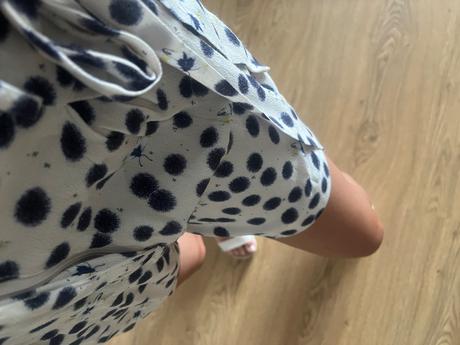 Elegantné šortky anna glover 32, h&m,32