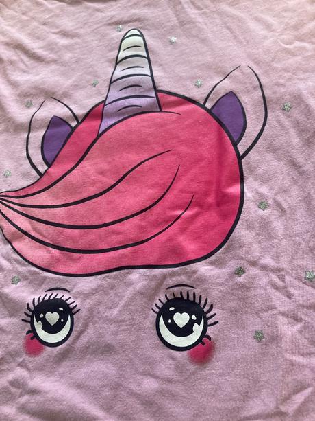 Tricko s jednorozcom, 134