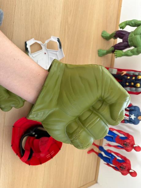 Superhrdinovia - hulk, spiderman, thor, captain am,