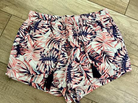 Kraťasy, atmosphere,m