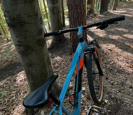 Horský bicykel cube acid 29, 18