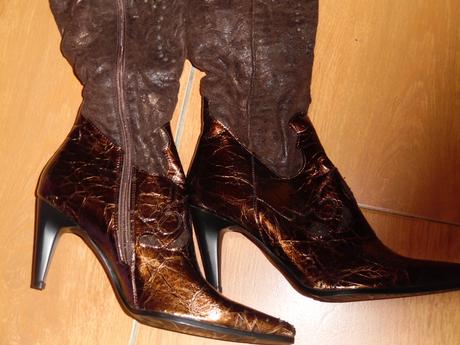 Lakované čižmy, 40