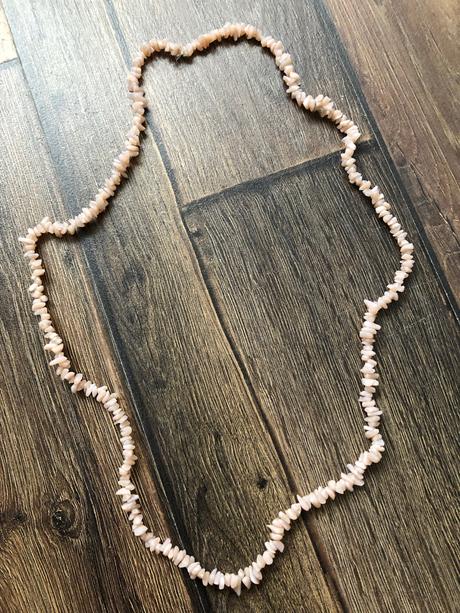 Rôzne náhrdelníky, 