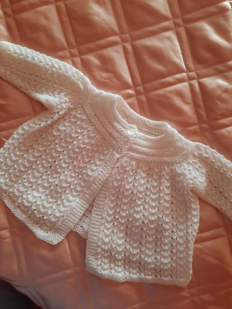 Krásny strikovaný kardigán, 80