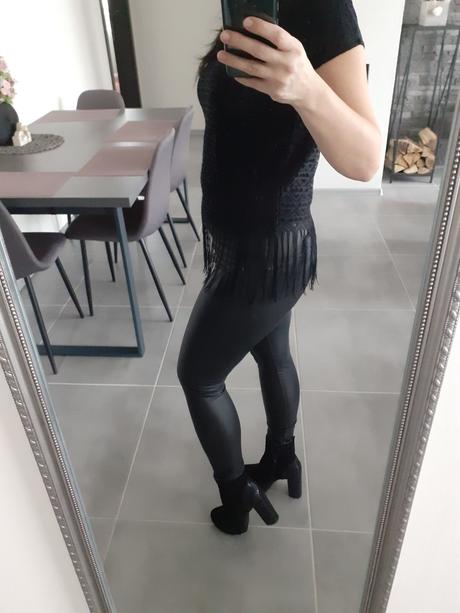 Tričko so strapcami, fishbone,s