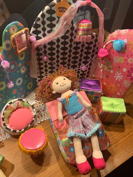 Bábiky groovi girls aj s izbičkou, 