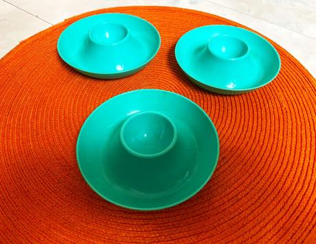 Plastové stojany na vajíčka 3ks,