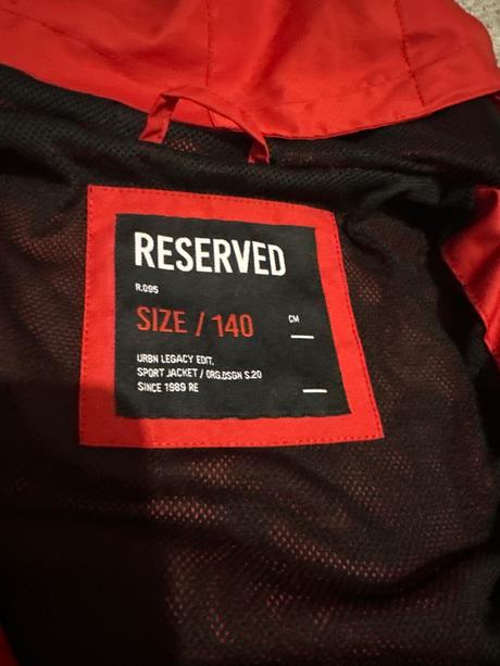 Vetrovka reserved, reserved,140