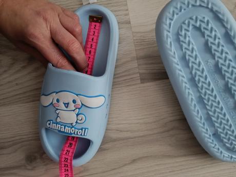 Cinnamoroll šľapky, reserved,34