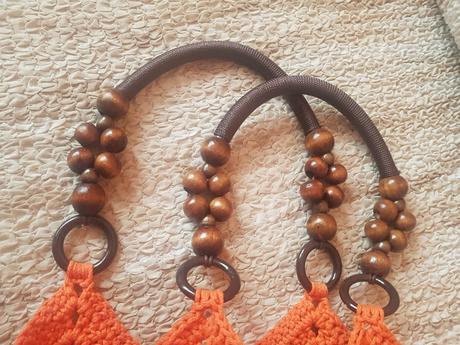 Háčkovaná kabelka, 