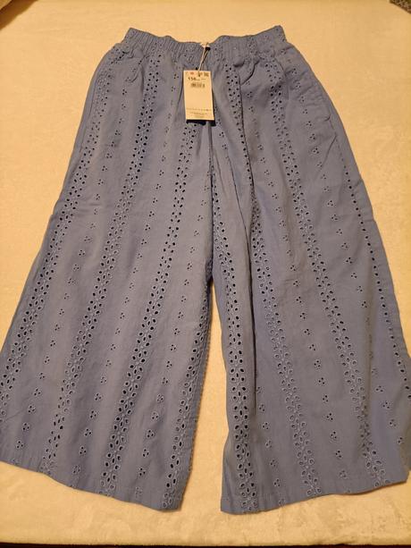 Nádherné letné nohavice, 158