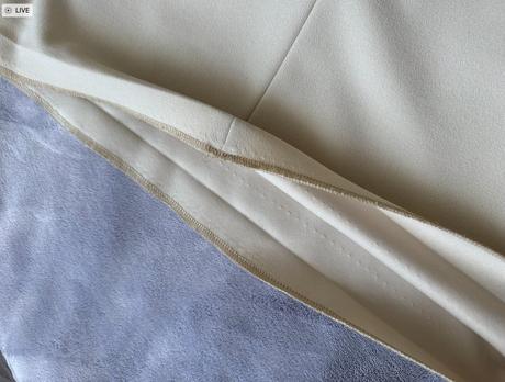 Omega béžové púzdrové šaty s koženkovým pásom, l