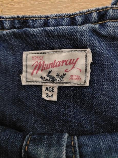 Riflové šaty na traky 104, 104