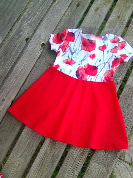 Upletové šatočky, 86