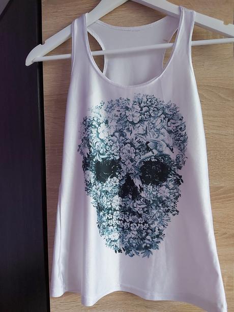 Biele tielko s lebkou, s