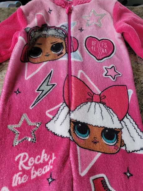 Overal l.o.l surprise, 104