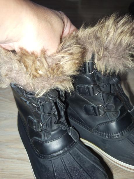 Dievčenské čižmy, 33