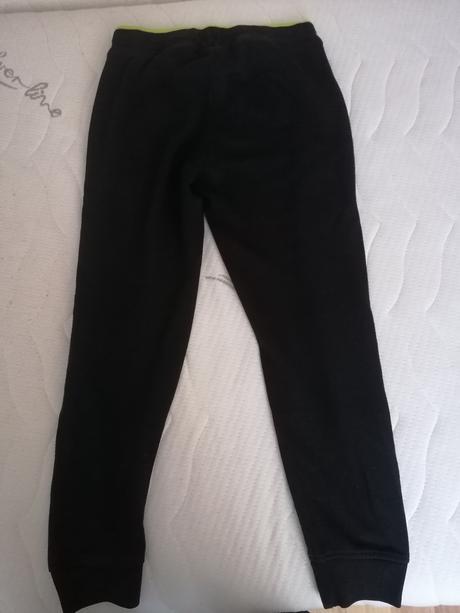 Chlapčenské tepláky, lewro,140